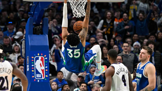 Christian Wood, Dallas Mavericks vs. Los Angeles Lakers Christmas Day